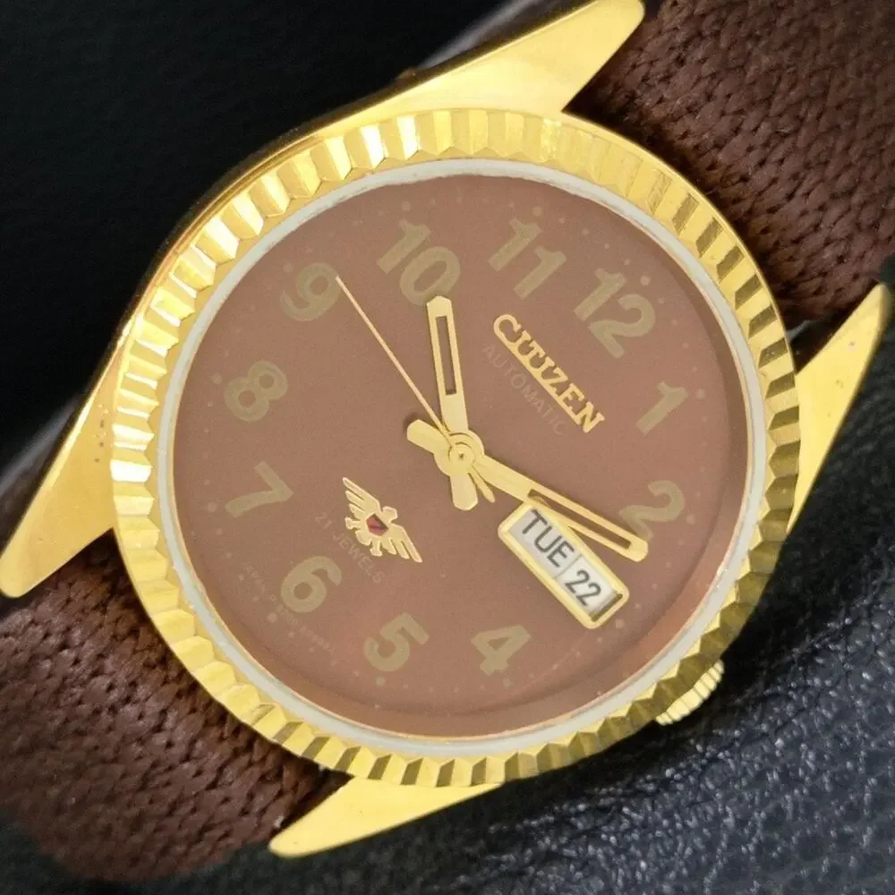 Vintage 1990 Citizen Automatic Mens Gold Watch W/daydate & Brown accents